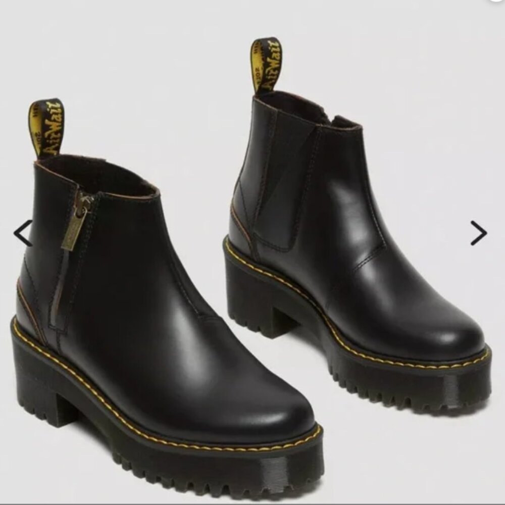 Dr Martens Rometty II Heel Boot Sz 8